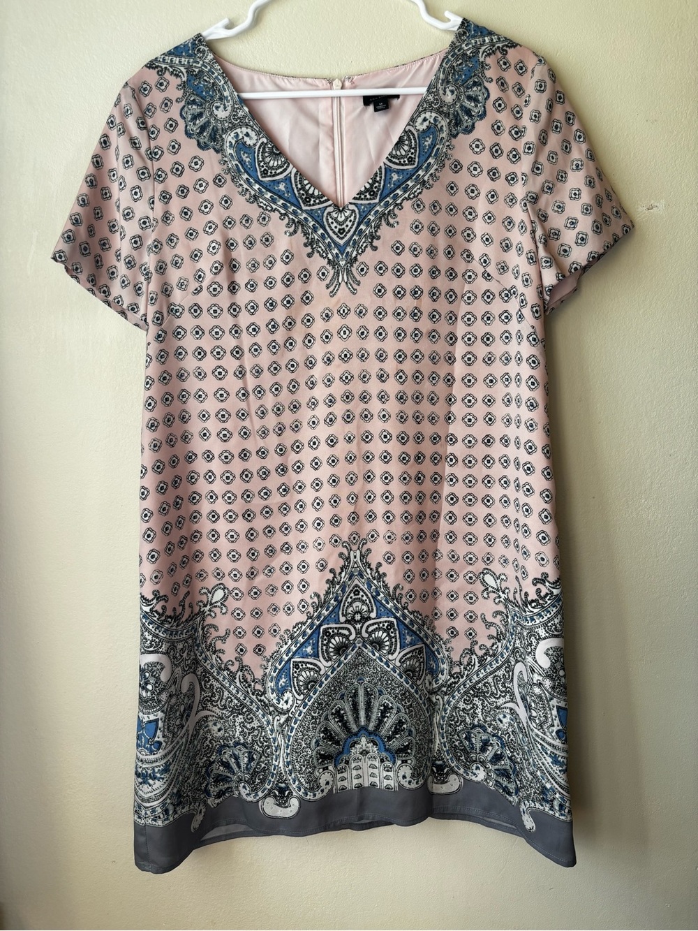 Ann Taylor Pink Boho Print Short Sleeve Lined Shift Dress women sz Medium